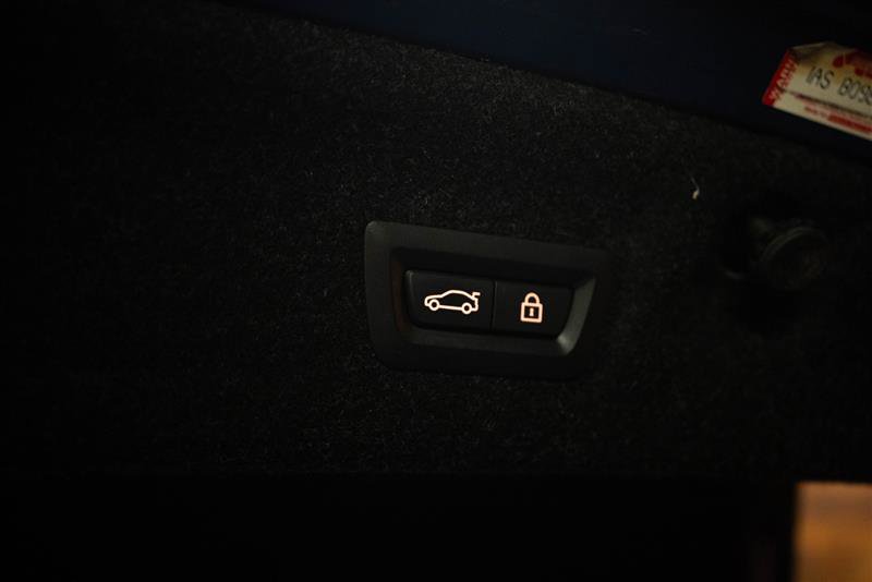 Used 2021 BMW 440i xDrive Coupe w/ Premium Package image 8