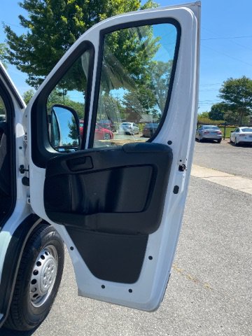 Used 2024 RAM ProMaster 2500 w/ Convenience Group FWD image 15