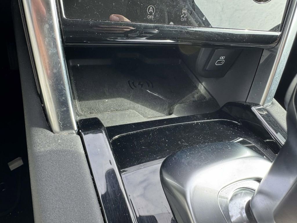 Used 2021 Land Rover Discovery Sport S image 22