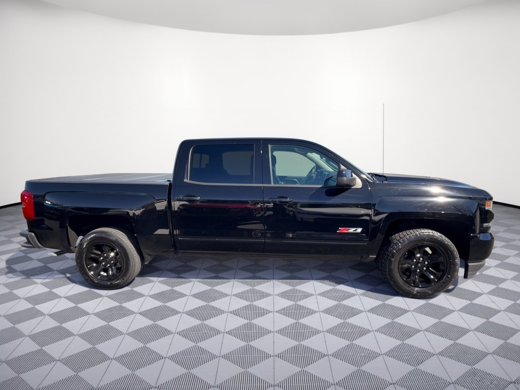 Used 2017 Chevrolet Silverado 1500 LTZ Z71 w/ LTZ Plus Package AWD/4WD image 8