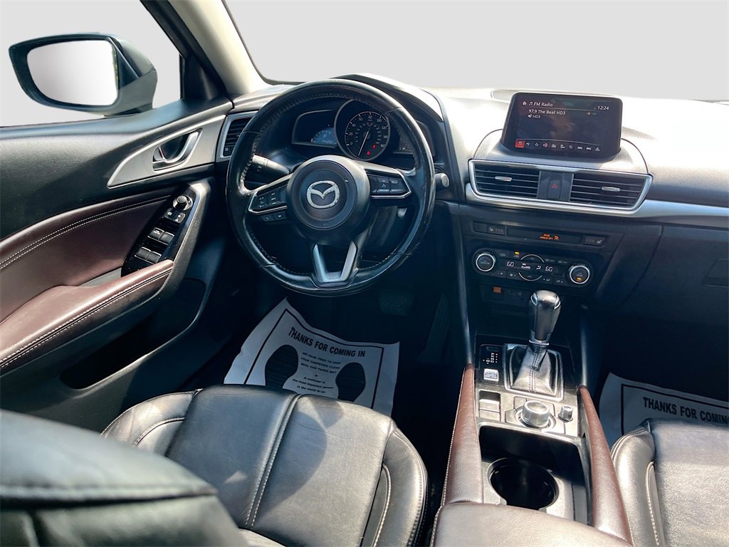 Used 2017 MAZDA MAZDA3 Touring w/ Popular Equipment Package image 22