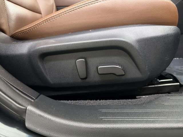 Used 2018 Subaru Outback 3.6R Touring image 22