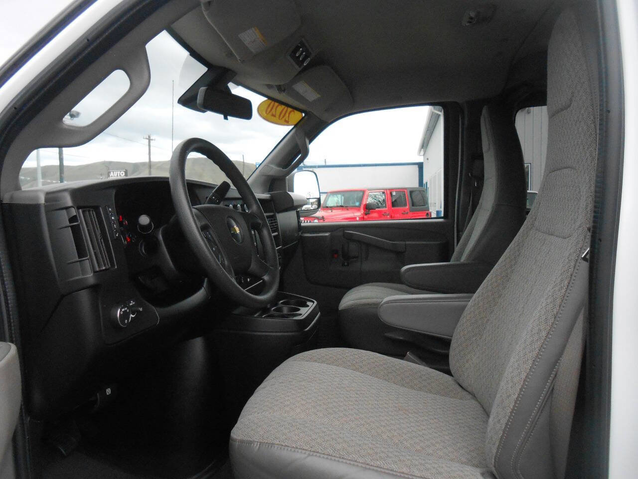 Used 2020 Chevrolet Express 3500 LT w/ LT Preferred Equipment Group image 12