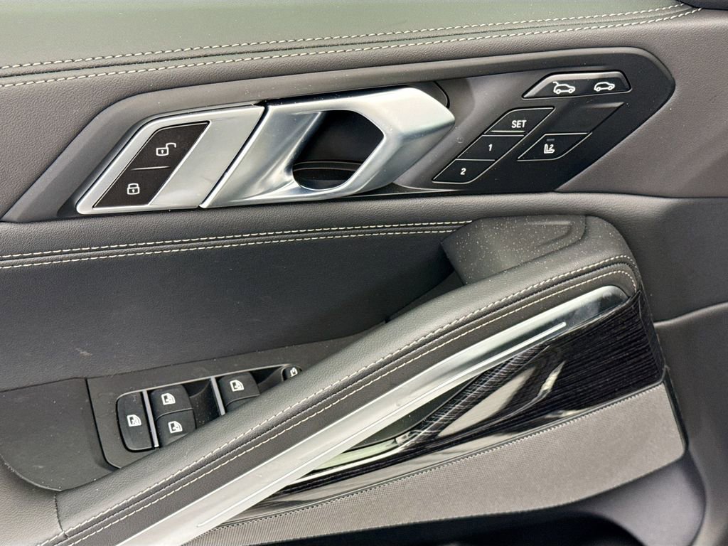 New 2026 BMW X6 xDrive40i AWD/4WD image 22