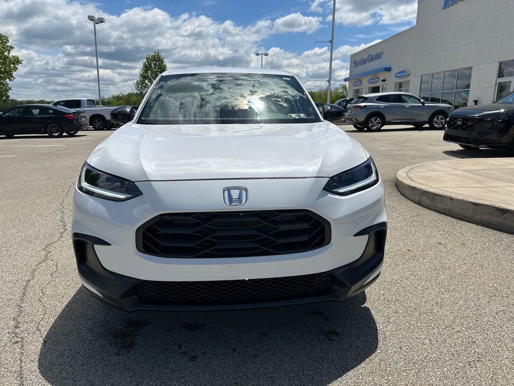 Used 2025 Honda HR-V Sport image 8