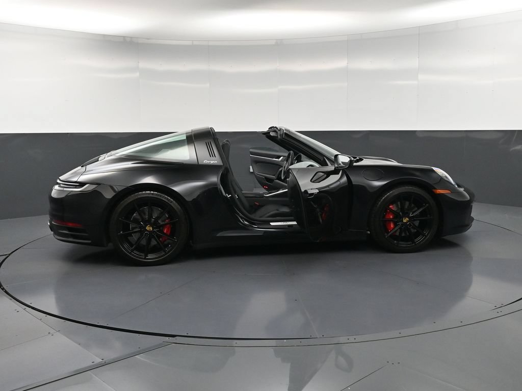 Certified 2024 Porsche 911 Targa 4S AWD/4WD image 34