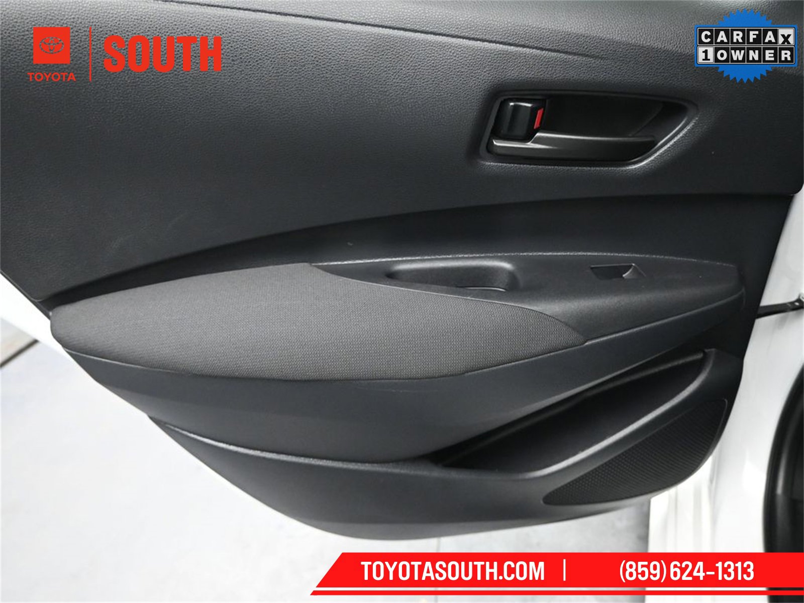 Used 2025 Toyota Corolla LE image 23