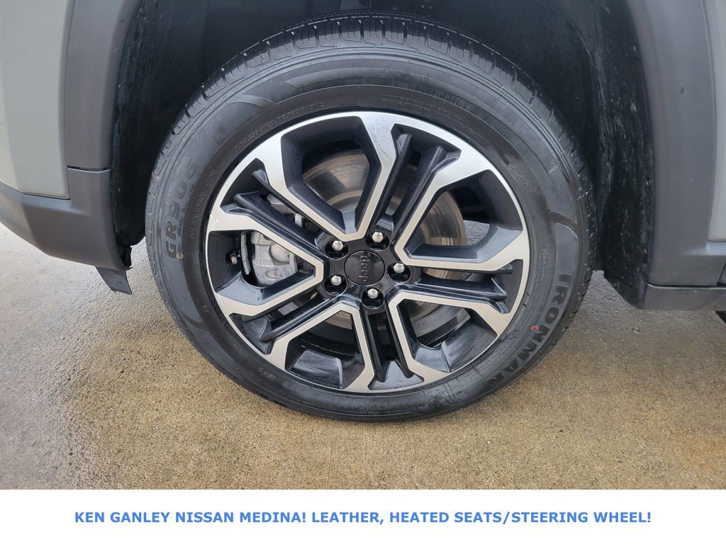 Used 2023 Jeep Compass Limited image 18