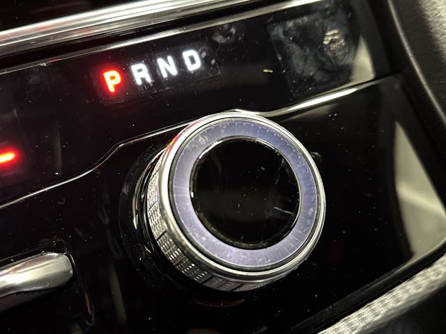 New 2025 Jeep Grand Cherokee Limited w/ Black Appearance Package image 22