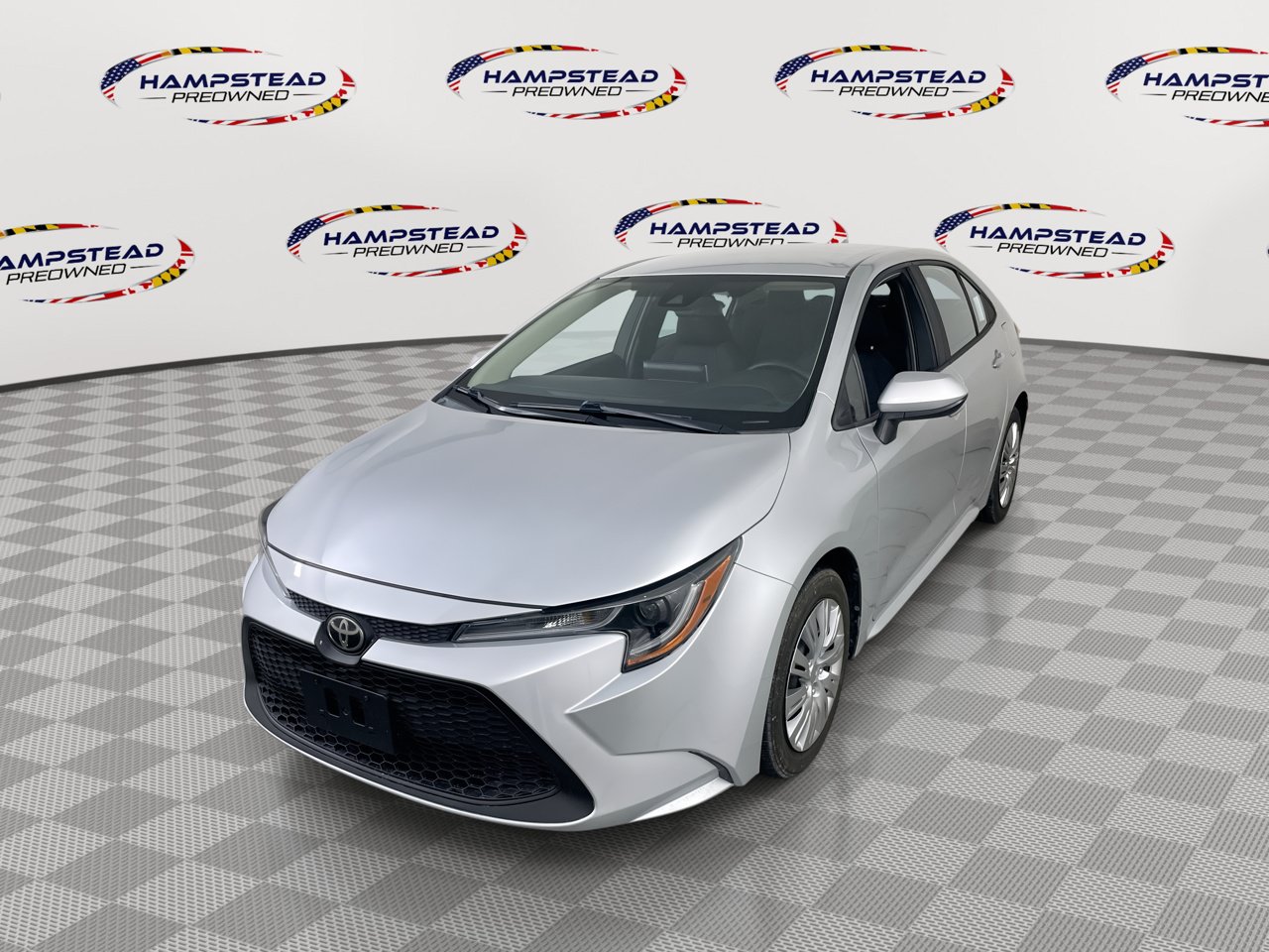 Used 2020 Toyota Corolla LE FWD image 1