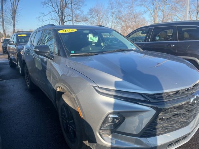 Used 2024 Chevrolet Blazer LT w/ Midnight/Sport Edition video 3