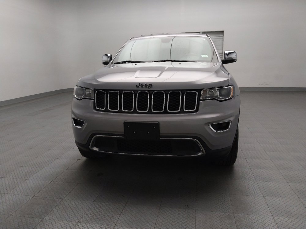 Used 2018 Jeep Grand Cherokee Limited w/ Trailer Tow Group IV image 15