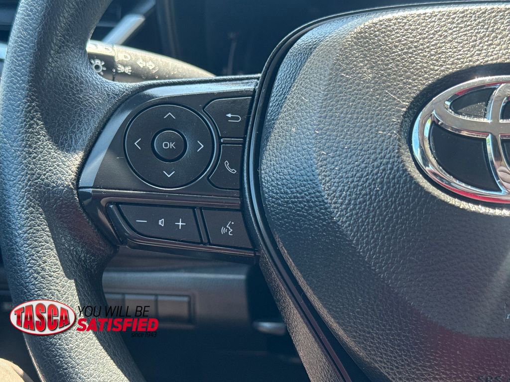 Used 2026 Toyota Corolla LE FWD image 18