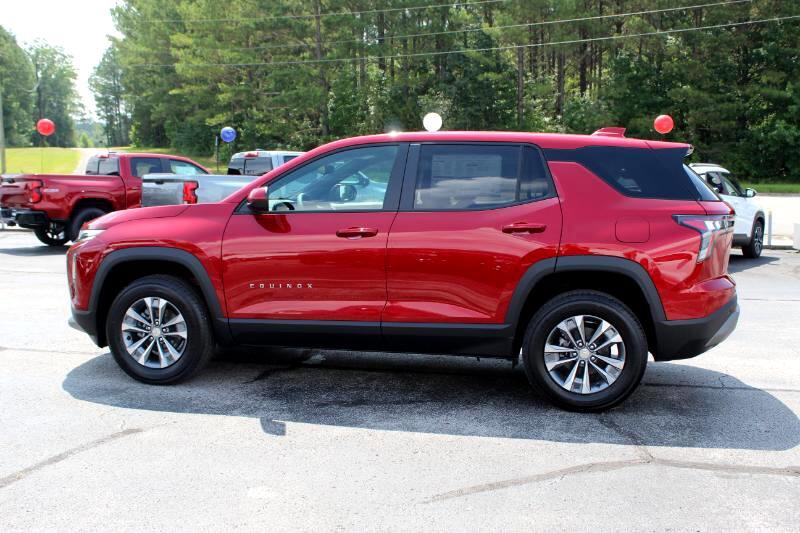 New 2026 Chevrolet Equinox LT w/ Convenience Package II image 9