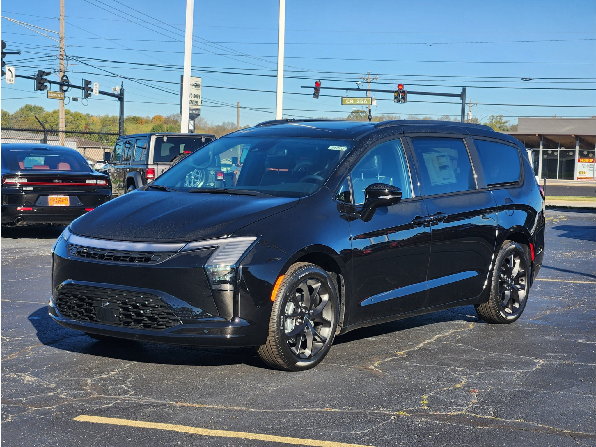 New 2027 Chrysler Pacifica Limited FWD image 16