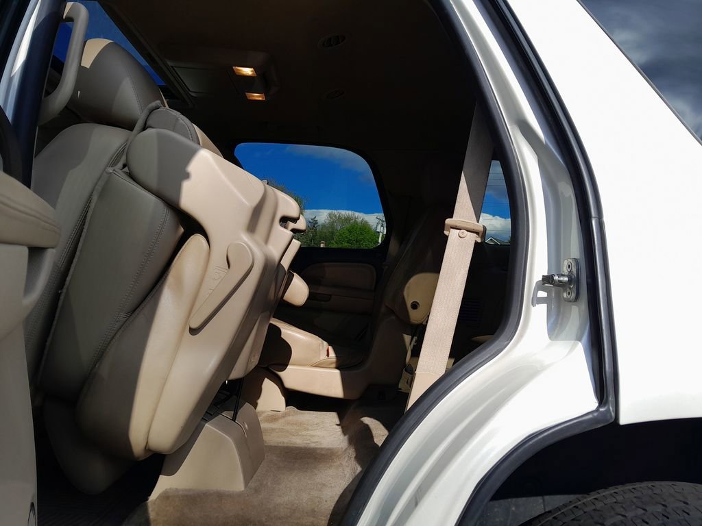Used 2012 GMC Yukon Denali AWD/4WD image 32