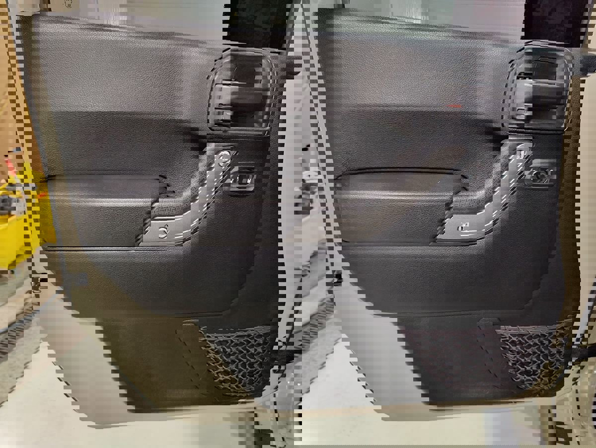 Used 2018 Jeep Wrangler Unlimited Sport S image 21