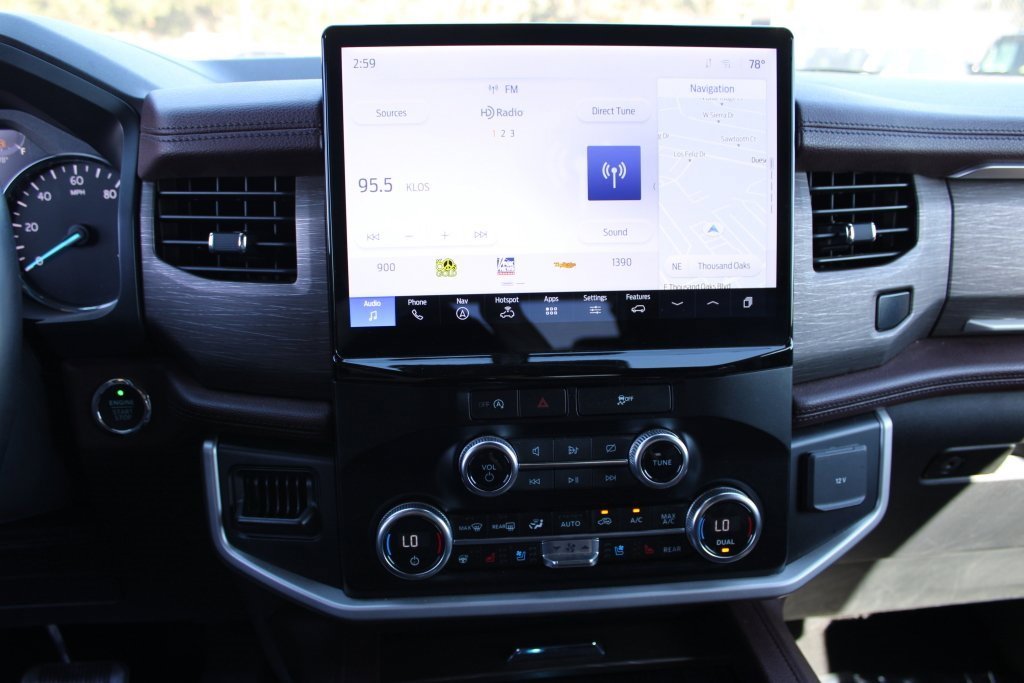 Used 2024 Ford Expedition Limited image 17