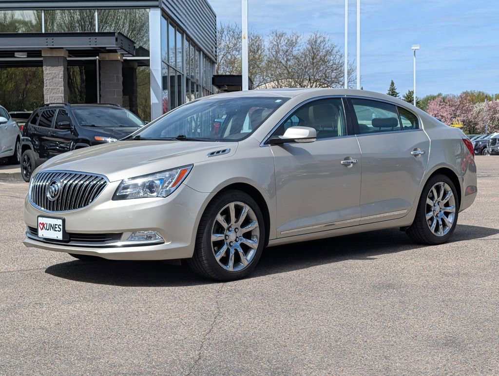 Used 2014 Buick LaCrosse Premium w/ Driver Confidence Package FWD image 4
