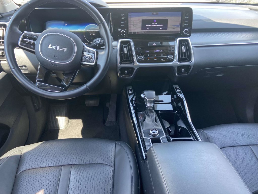 Used 2023 Kia Sorento SX FWD image 10