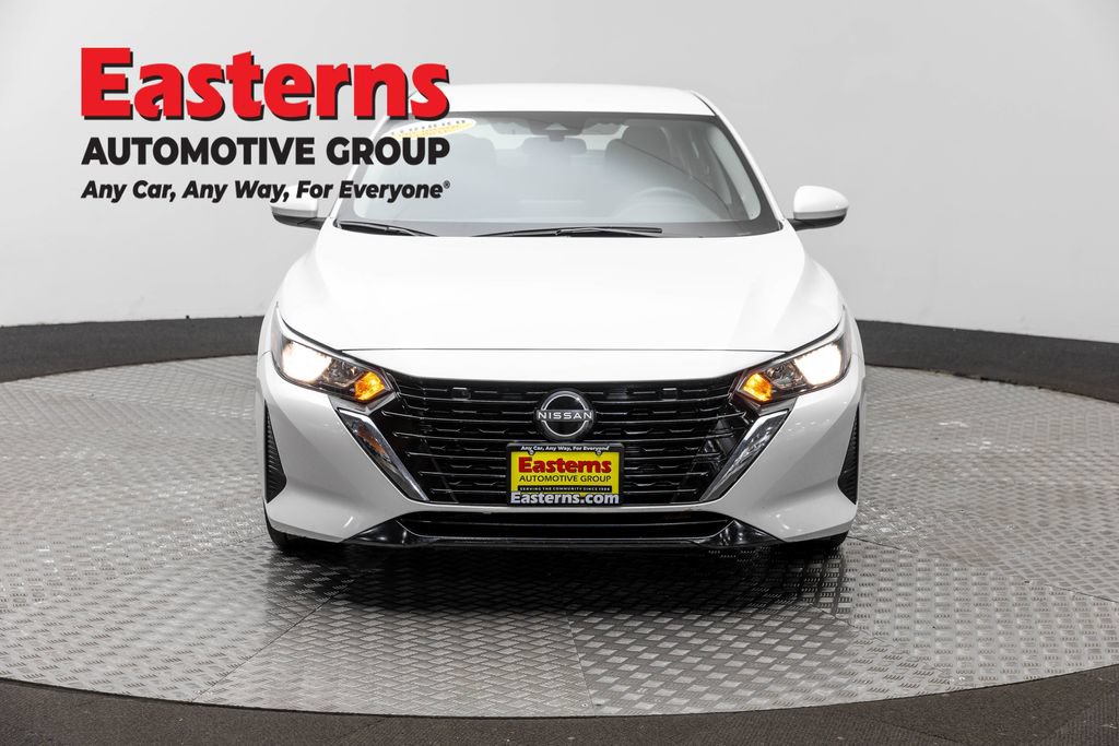 Used 2024 Nissan Sentra SV FWD image 4