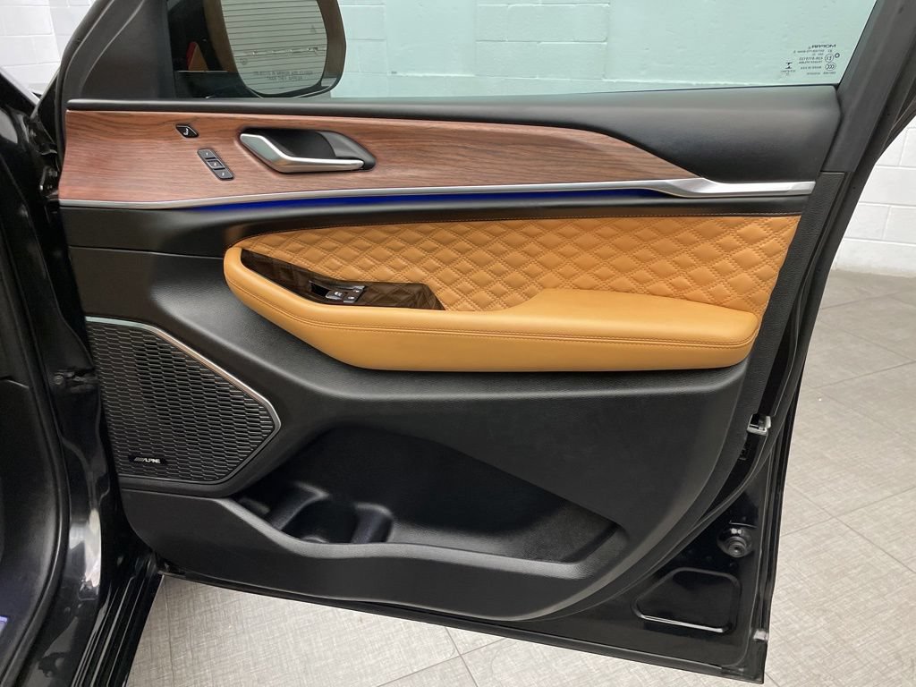 Certified 2023 Jeep Grand Cherokee L Summit w/ Luxury Tech Group V RWD image 20