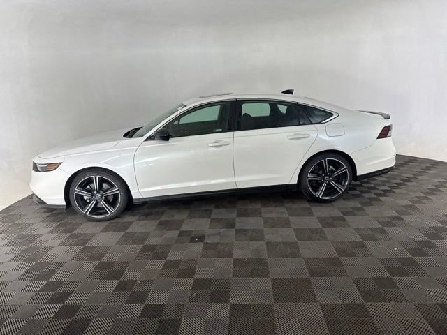 Certified 2024 Honda Accord Sport image 9
