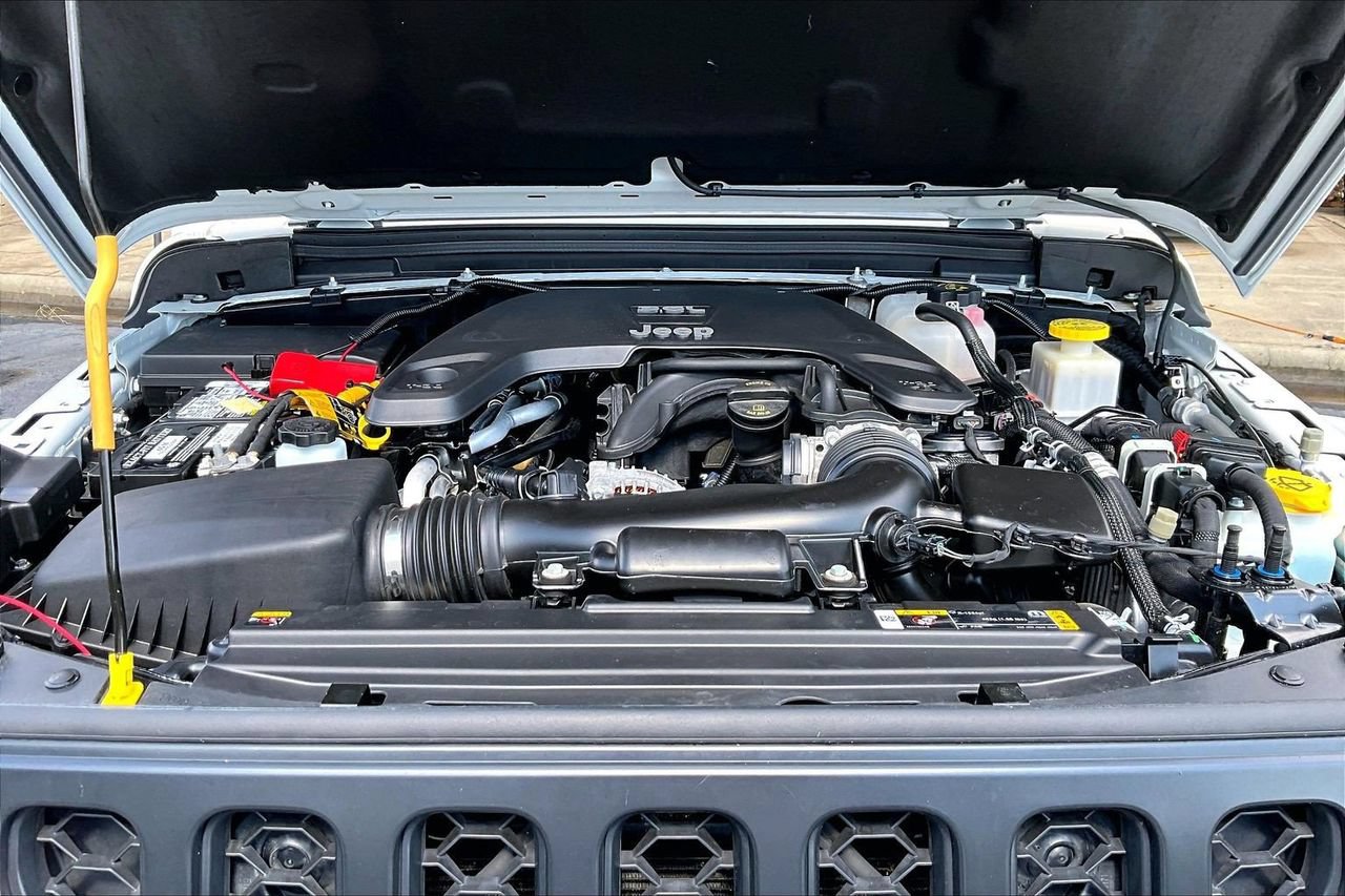 Used 2021 Jeep Gladiator Rubicon AWD/4WD image 36