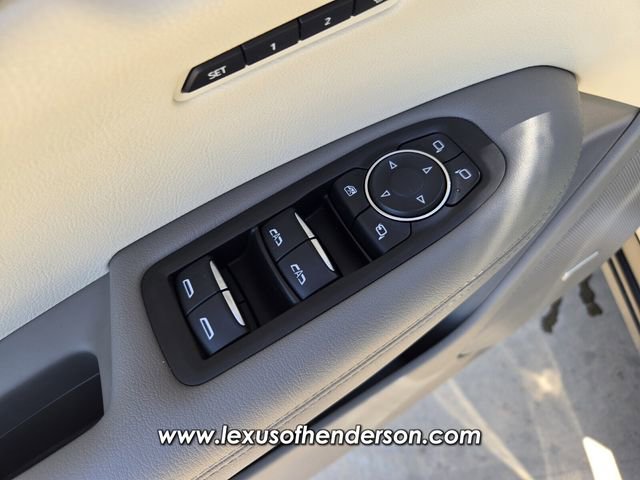 Used 2021 Cadillac XT6 Premium Luxury FWD image 22