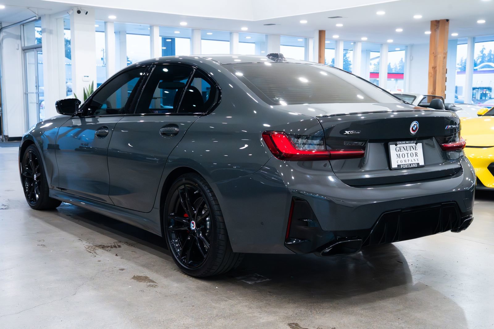 Used 2023 BMW M340i xDrive image 6