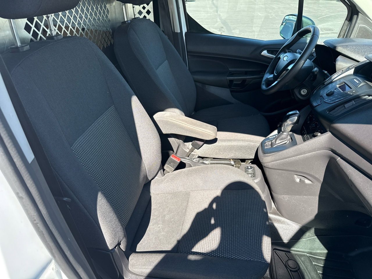 Used 2018 Ford Transit Connect XL image 21