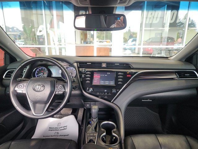 Certified 2018 Toyota Camry XLE FWD image 18