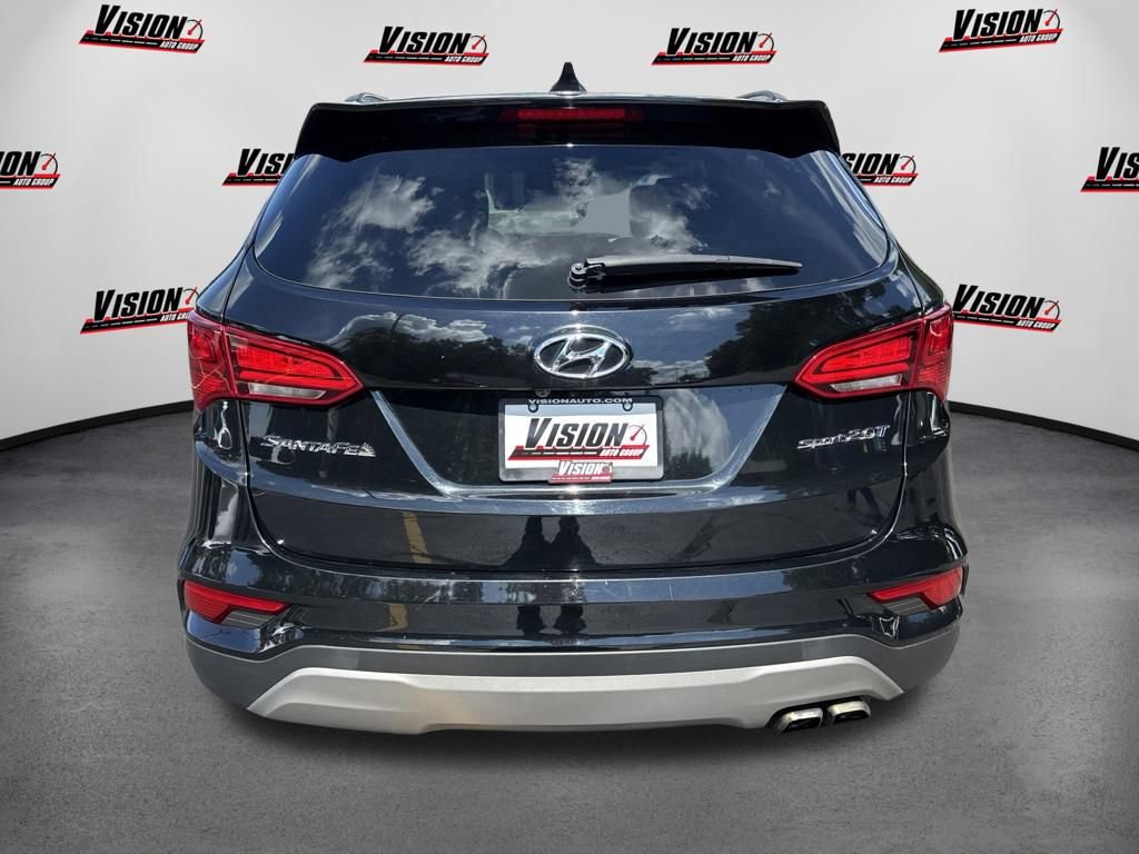 Used 2017 Hyundai Santa Fe Sport 2.0T FWD image 6