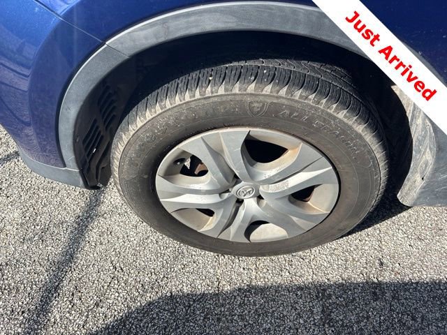 Used 2015 Toyota RAV4 LE FWD image 20