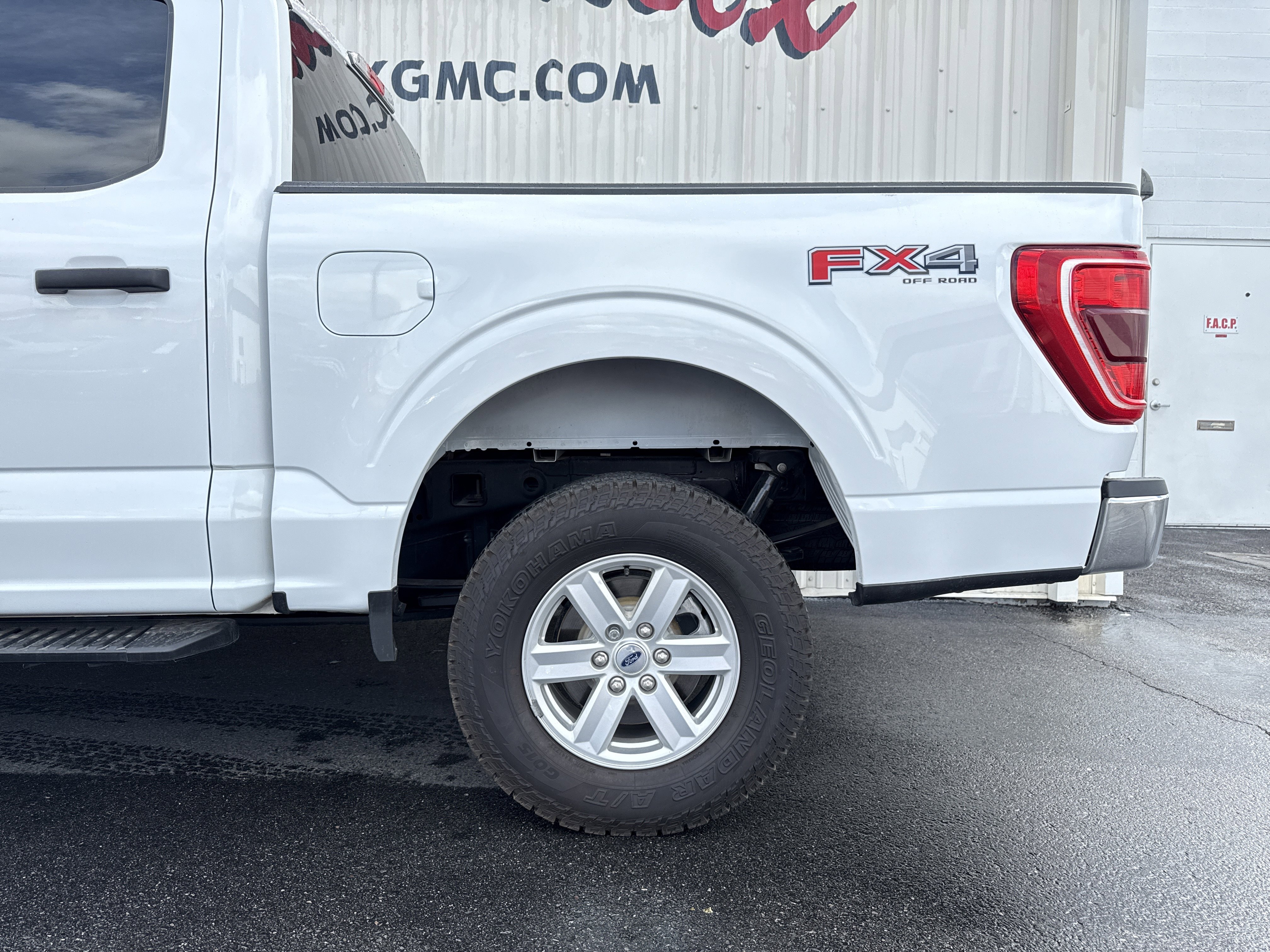 Used 2023 Ford F150 XLT w/ Trailer Tow Package image 2