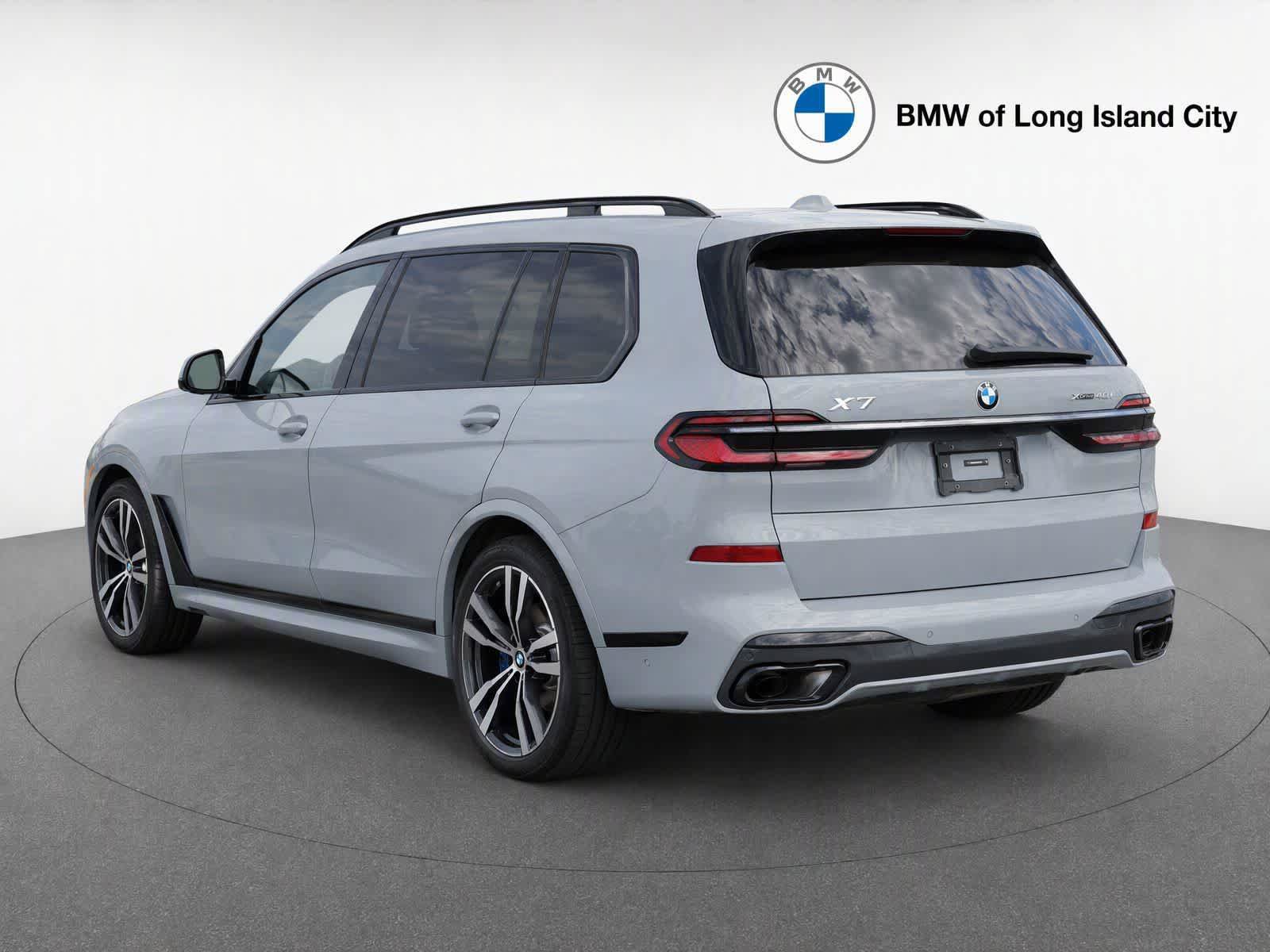 New 2027 BMW X7 xDrive40i w/ M Sport Package AWD/4WD image 5