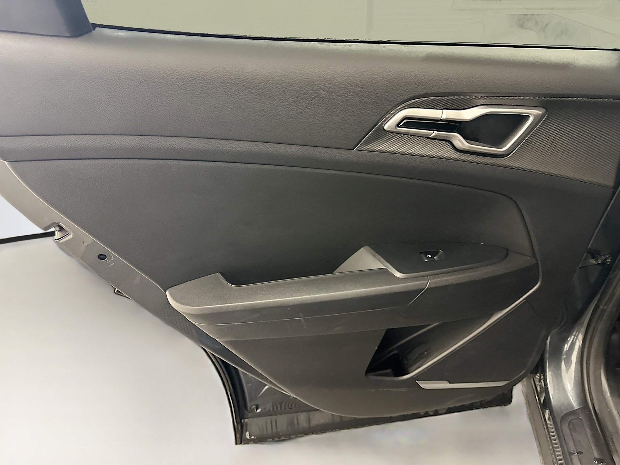 Used 2025 Kia Sportage LX image 26