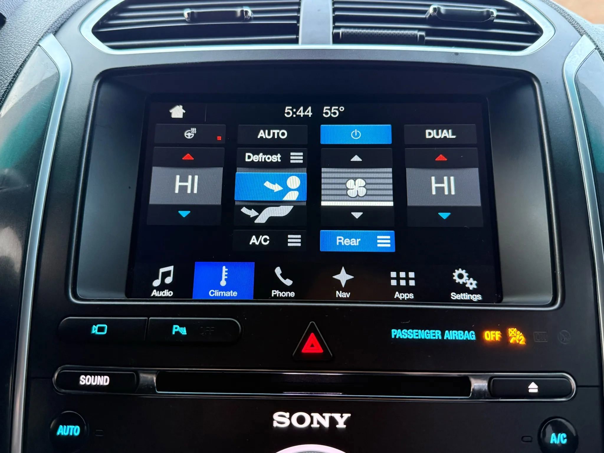Used 2017 Ford Explorer Sport w/ Equipment Group 401A AWD/4WD image 36