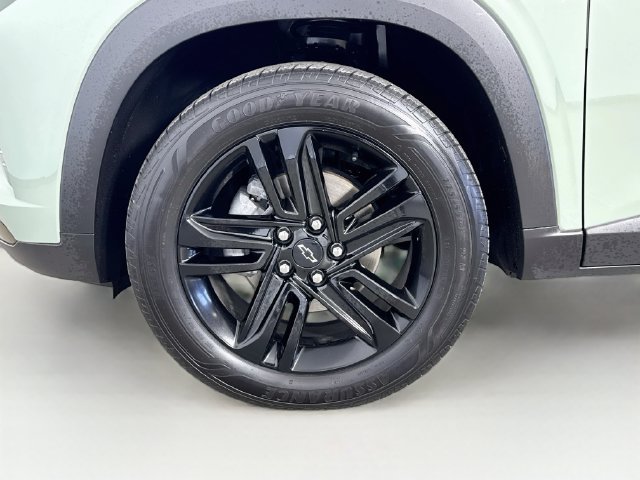 Used 2025 Chevrolet Trax ACTIV FWD image 30