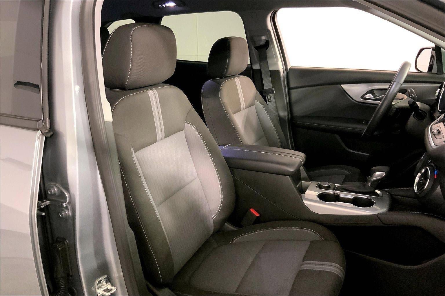 Used 2025 Chevrolet Blazer LT AWD/4WD image 7