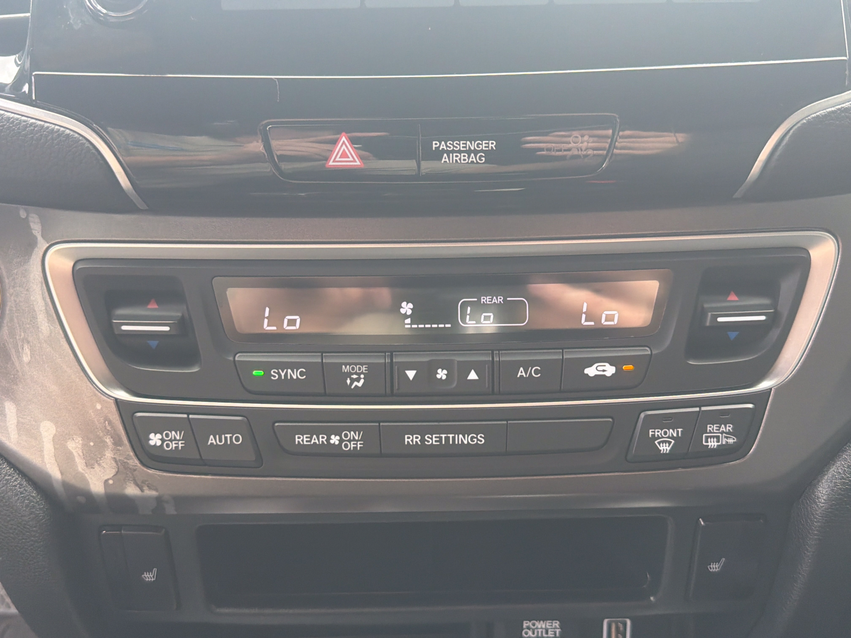 Used 2023 Honda Passport EX-L image 9