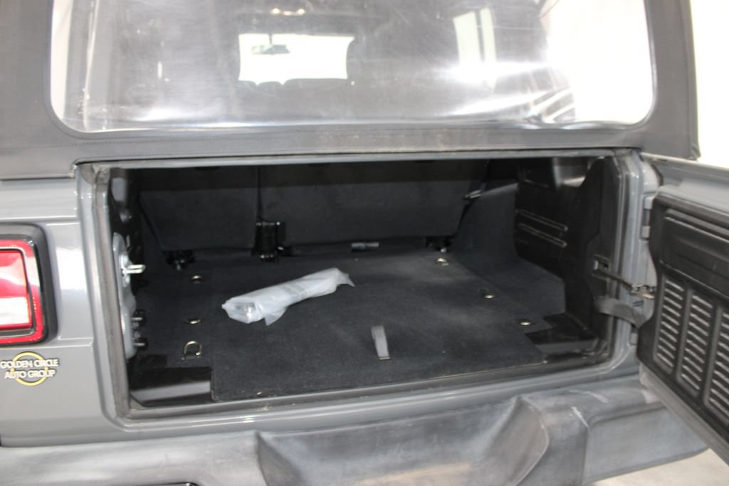 Used 2019 Jeep Wrangler Unlimited Sport AWD/4WD image 34