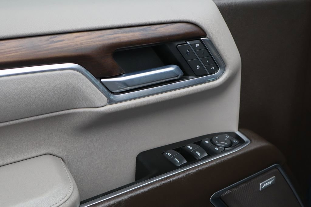 Certified 2022 GMC Sierra 1500 SLT w/ SLT Premium Plus Package image 19