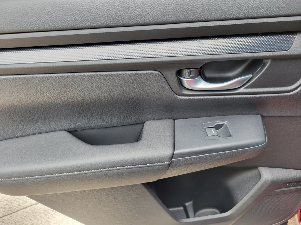 Used 2025 Honda CR-V EX image 12