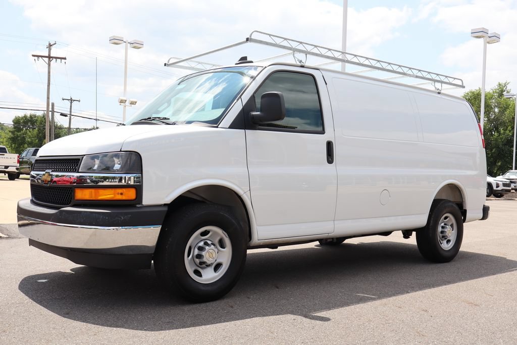New 2025 Chevrolet Express 2500 w/ Driver Convenience Package RWD image 6