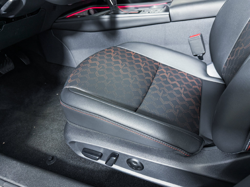 New 2027 Nissan Sentra SR FWD image 31