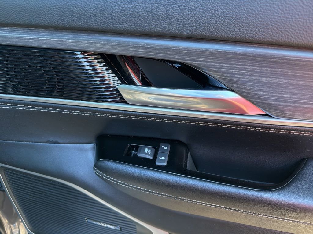 Used 2023 Jeep Wagoneer Series III w/ Preferred Equipment Group image 29