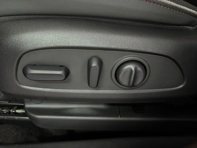 Used 2021 Chevrolet TrailBlazer RS w/ Convenience Package image 9