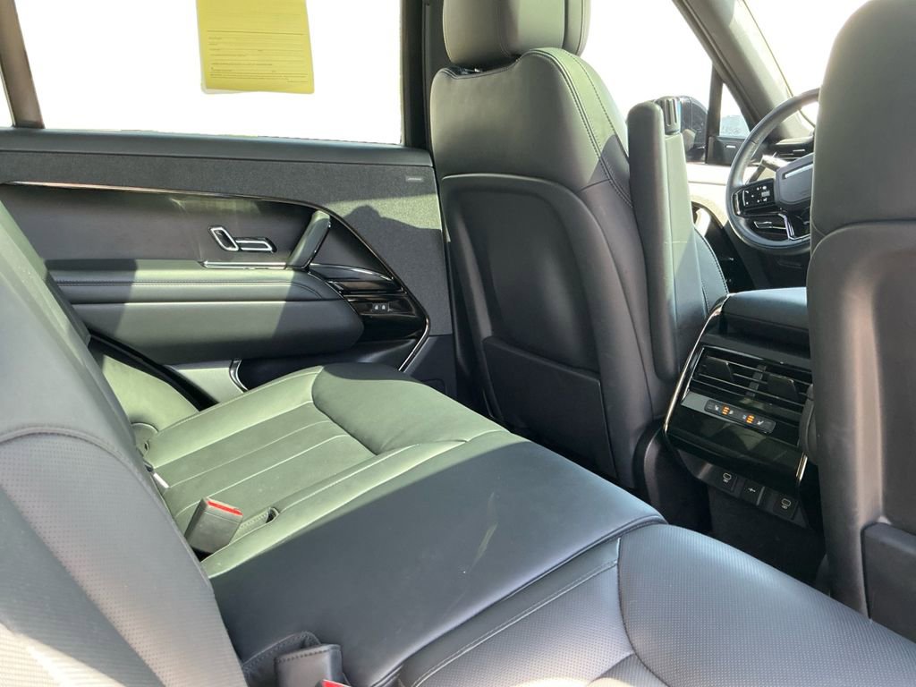 Used 2024 Land Rover Range Rover Sport Dynamic SE image 20