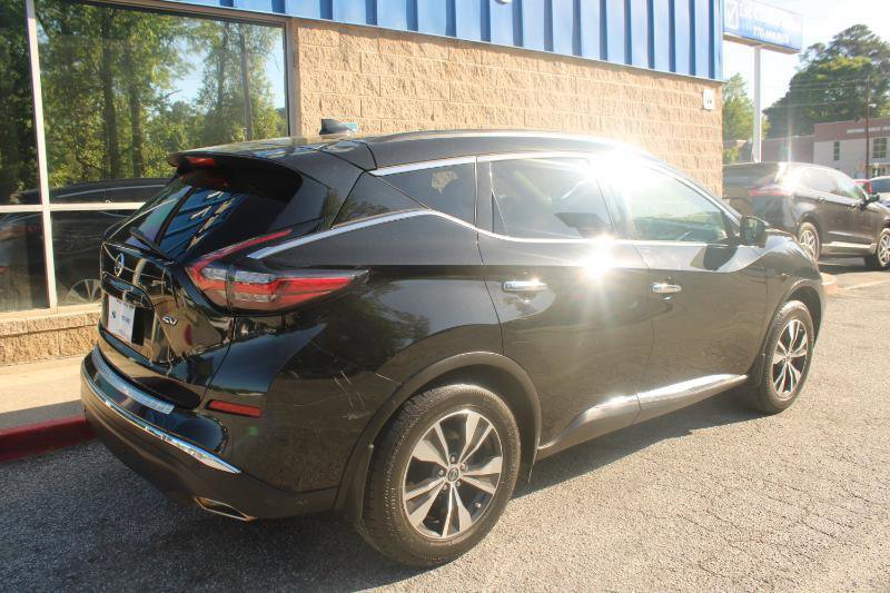 Used 2019 Nissan Murano SV w/ Premium Package image 4